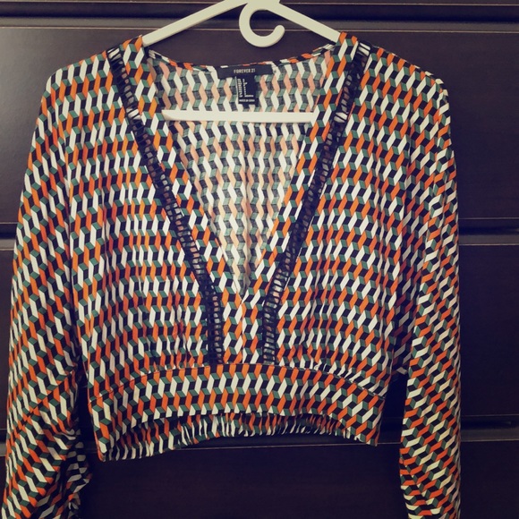 Geometric Pattern Top - Picture 1 of 3